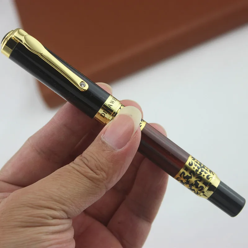 High Quality Student diamond pen Metallic Silver Medium Nib Roller ball Pen s New The best gift for the teacher
High Quality Student diamond pen Metallic Silver Medium Nib Roller ball Pen s New The best gift for the teacher