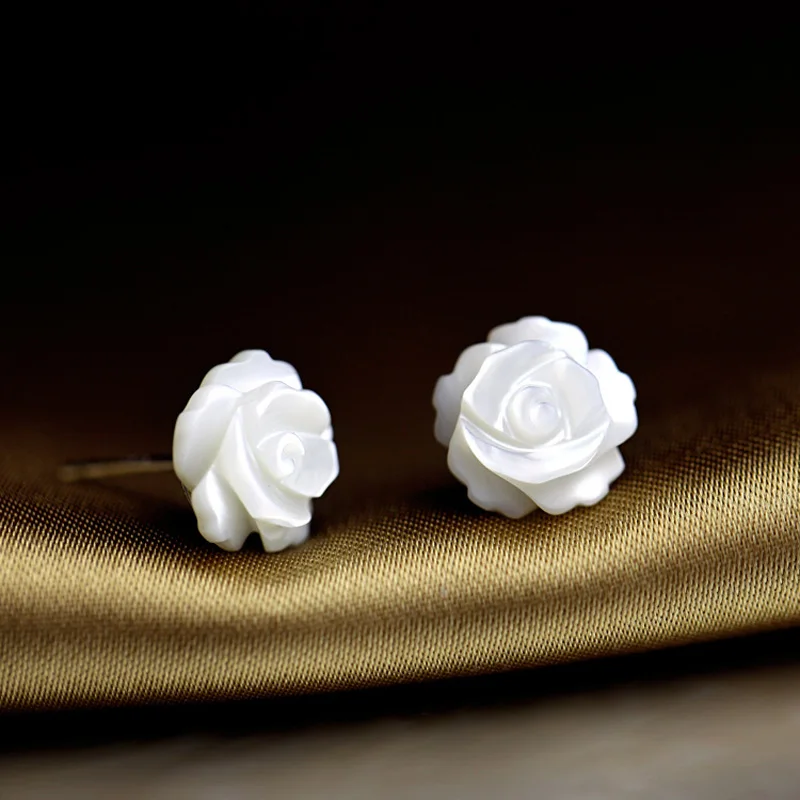 Original New Cute Girls Natural Shell Rose Earrings For Women Tiny Flower Studs Earings Female Jewelry Wedding Party Friend Gift
Original New Cute Girls Natural Shell Rose Earrings For Women Tiny Flower Studs Earings Female Jewelry Wedding Party Friend Gift