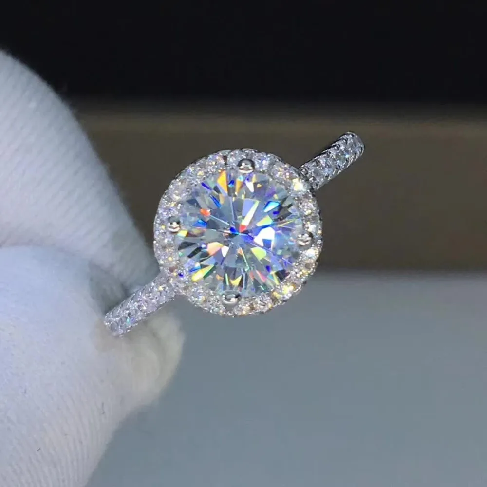 1ct карат муассанит D Цвет VVS1 четкость классические обручальные кольца для женщин 925 серебро Платиновое покрытие, женские кольца
1ct карат муассанит D Цвет VVS1 четкость классические обручальные кольца для женщин 925 серебро Платиновое покрытие, женские кольца