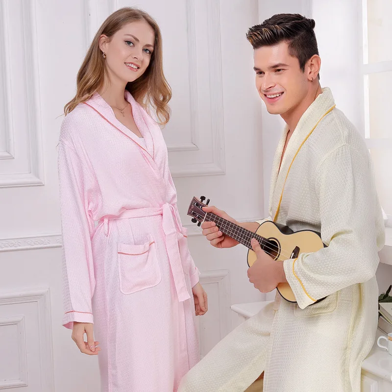 Bamboo bathrobe women sexy fleece nightgown girl sleepwear summer bathrobes home long soft hotel spring autumn
Bamboo bathrobe women sexy fleece nightgown girl sleepwear summer bathrobes home long soft hotel spring autumn
