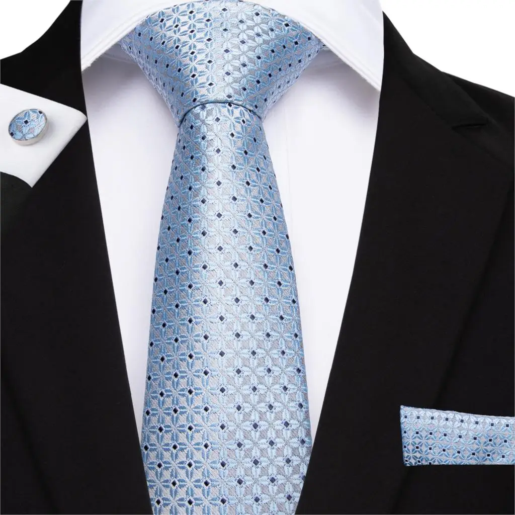 DiBanGu 2019 Famous Blue Floral Tie 100% Silk 160cm Necktie Hanky Cufflinks Tie for Men Business Wedding Party Tie Set MJ-7514
DiBanGu 2019 Famous Blue Floral Tie 100% Silk 160cm Necktie Hanky Cufflinks Tie for Men Business Wedding Party Tie Set MJ-7514