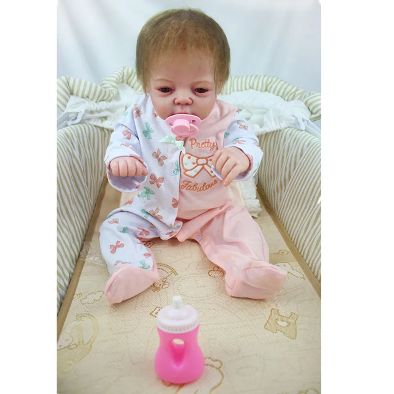 55cm Full Body Silicone Girl Bebe Reborn Doll Kids Toys Lifelike Newborn Girl Babies Doll Birthday Gift Bathe Toy Brinquedos Hot
55cm Full Body Silicone Girl Bebe Reborn Doll Kids Toys Lifelike Newborn Girl Babies Doll Birthday Gift Bathe Toy Brinquedos Hot