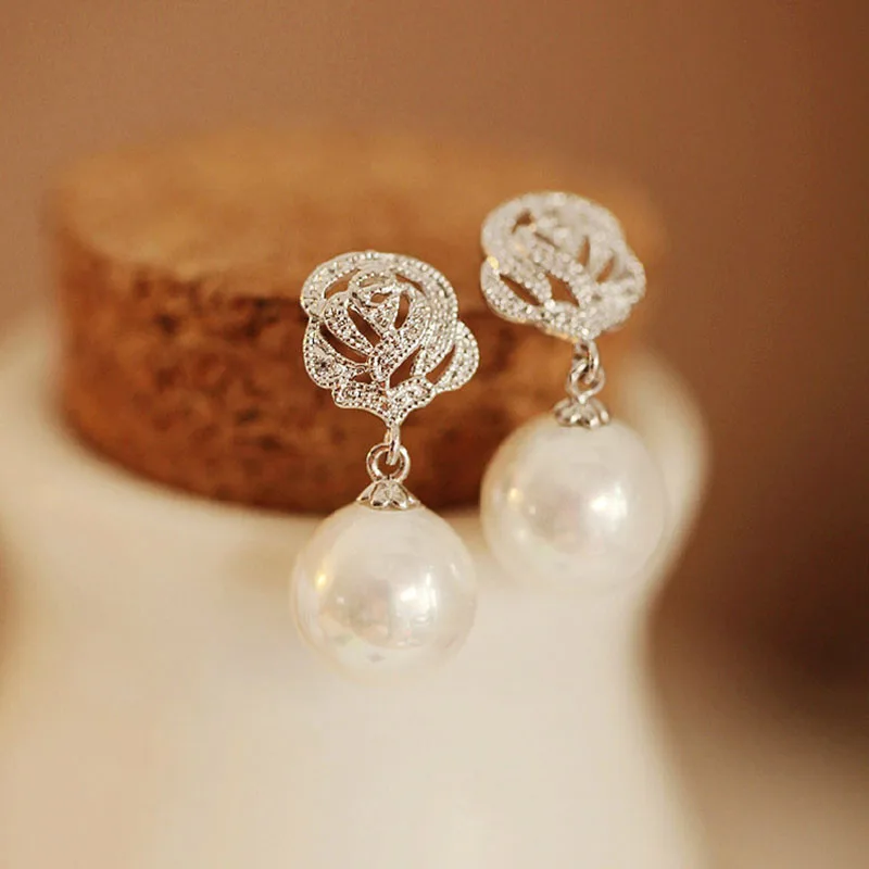 Luxury Rose Flower Pearl Ear Stud Earrings Eardrop Earrings For Women Wedding Party Jewelry Accesories
Luxury Rose Flower Pearl Ear Stud Earrings Eardrop Earrings For Women Wedding Party Jewelry Accesories