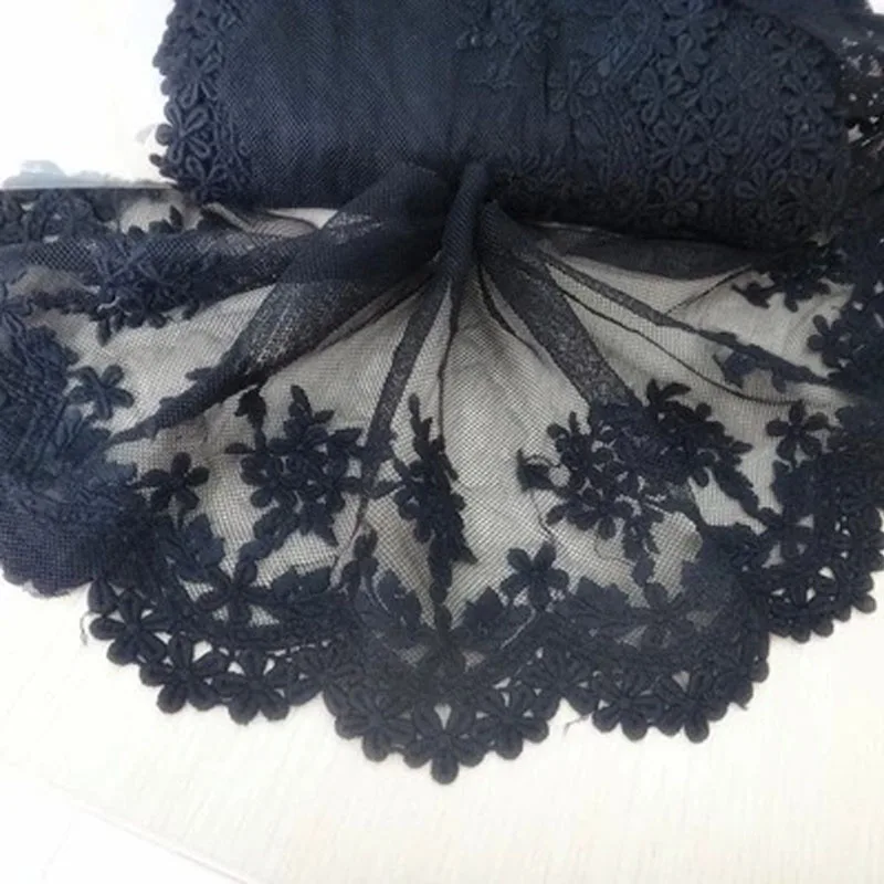 20Yards 13cm Width Handmade White Black Flower Embroidery Lace Trim Tulle Wedding Clothes DIY Craft Lace Fabric Sewing
20Yards 13cm Width Handmade White Black Flower Embroidery Lace Trim Tulle Wedding Clothes DIY Craft Lace Fabric Sewing