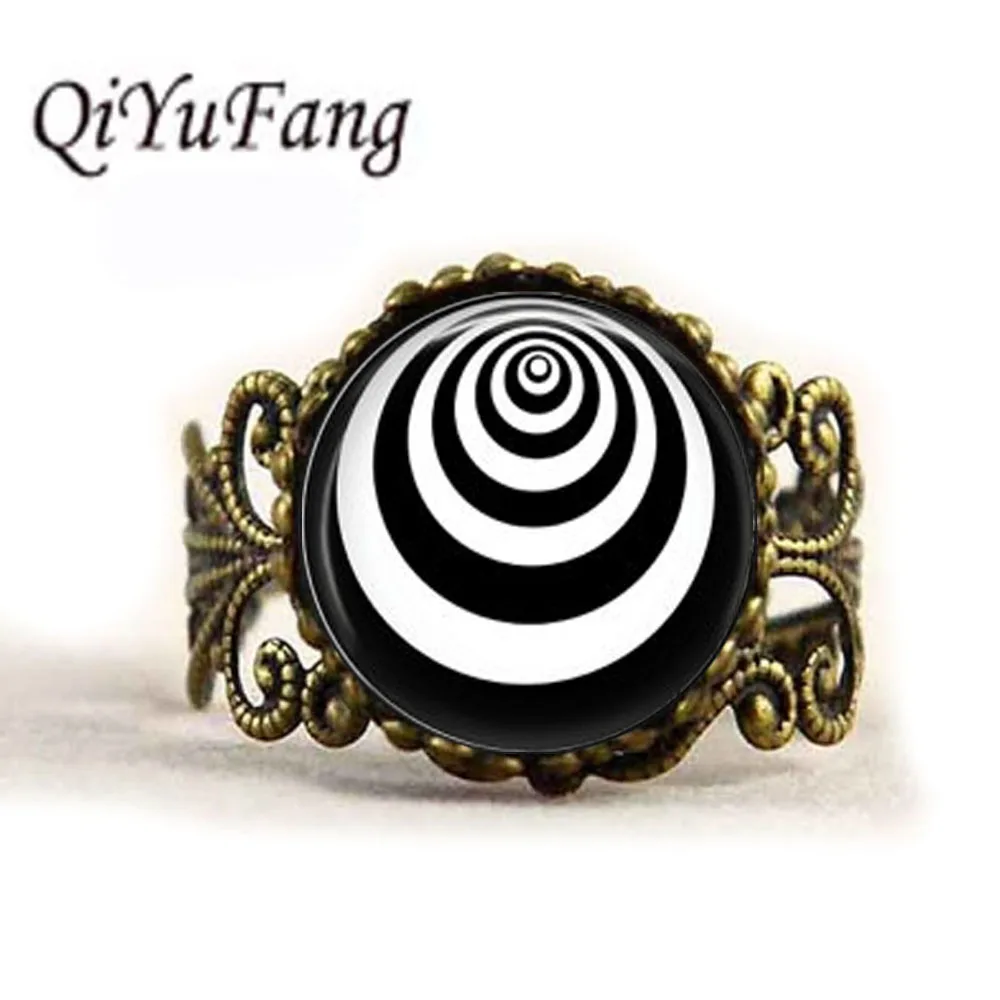 QiYuFang Beaded Cabochon Black And White Choker ring Women Jewelry Vintage Bronze Chain Statement Rings Antique Woman mens
QiYuFang Beaded Cabochon Black And White Choker ring Women Jewelry Vintage Bronze Chain Statement Rings Antique Woman mens