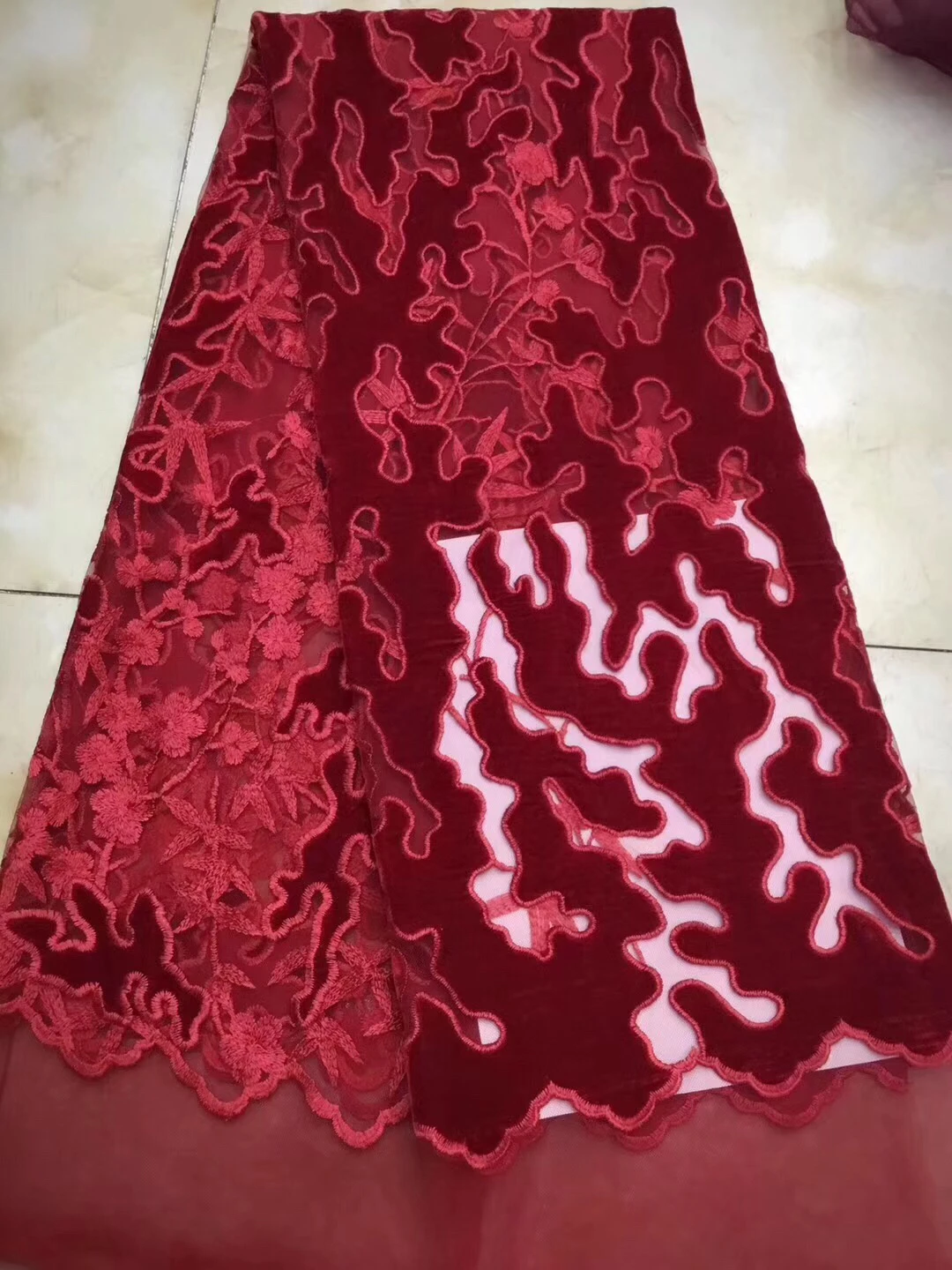 African Lace Fabric 2018 High Quality rope embroidery African Tulle Lace Fabric Velvet French Net Lace For Wedding dress K-R925
African Lace Fabric 2018 High Quality rope embroidery African Tulle Lace Fabric Velvet French Net Lace For Wedding dress K-R925