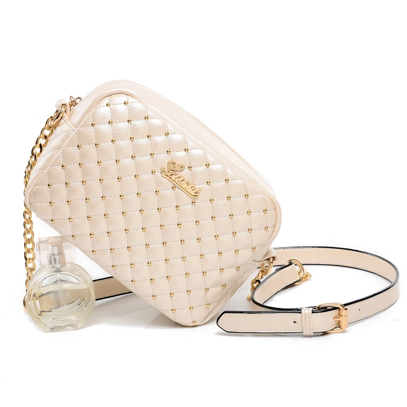 Fashion Women's Rivet Shoulder Bag High Quality Ladies PU Leather handbag Plaid Crossbody Bag
Fashion Women's Rivet Shoulder Bag High Quality Ladies PU Leather handbag Plaid Crossbody Bag