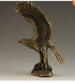 collecting OLD copper decoration bronze Superb Chinese Collectable Handmade Old Carving Vivid Brass Eagle Statue
collecting OLD copper decoration bronze Superb Chinese Collectable Handmade Old Carving Vivid Brass Eagle Statue