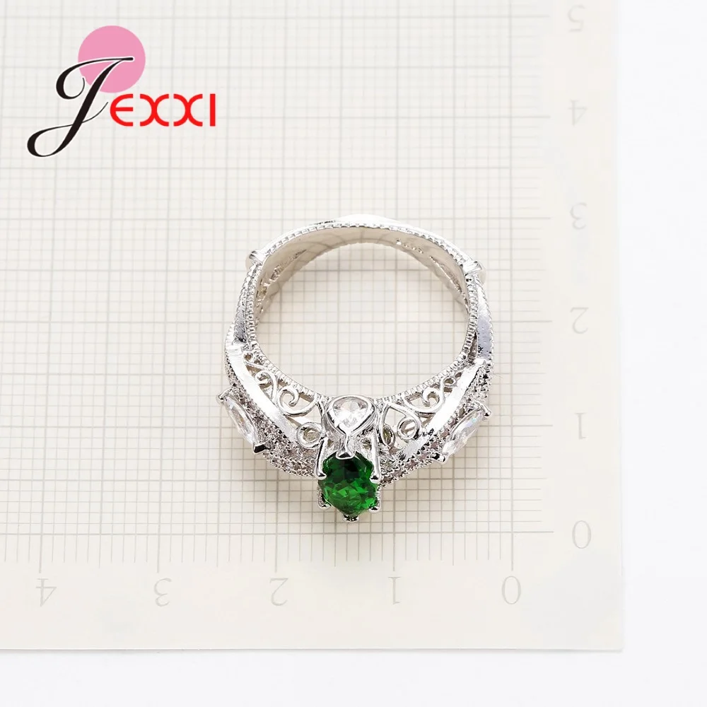 Vintage Geometry 925 Sterling Silver Valentine's Day Gifts For Women Men Green AAA+ Cubic Zirconia Wedding Jewelry Femme
Vintage Geometry 925 Sterling Silver Valentine's Day Gifts For Women Men Green AAA+ Cubic Zirconia Wedding Jewelry Femme