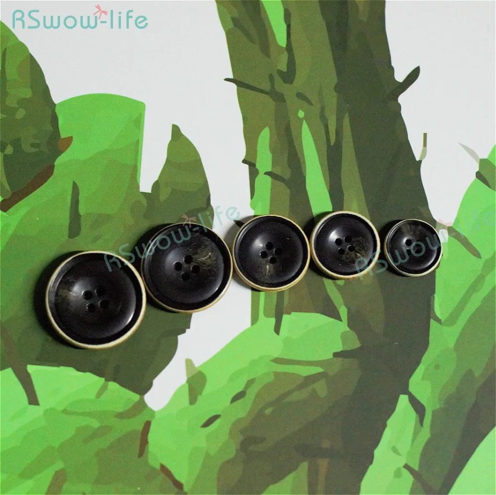50pcs High-Grade Environmental Protection Urea Button Round Retro Black Decorative Suit 4-Holes Knitted Shirt Windbreakers Jeans
50pcs High-Grade Environmental Protection Urea Button Round Retro Black Decorative Suit 4-Holes Knitted Shirt Windbreakers Jeans