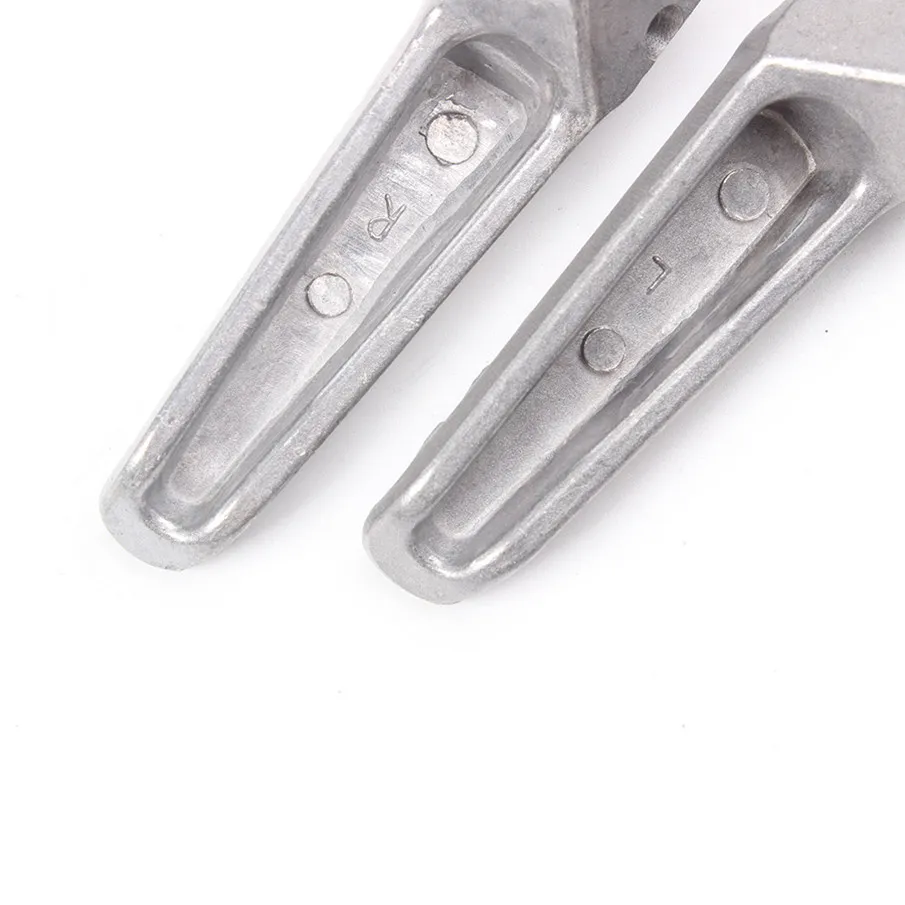 Silver Motorcycle Rear Foot Peg Footrest For Kawasaki Ninja ZX6R ZX636 ZX-6R 2003-2006 /ZX12R 2000-2006
Silver Motorcycle Rear Foot Peg Footrest For Kawasaki Ninja ZX6R ZX636 ZX-6R 2003-2006 /ZX12R 2000-2006