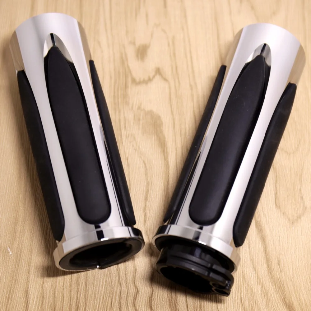 1Pair Shallow Cut Soft Touch Comfort 1" Handlebar Hand Grips For Harley Dyna Sportster V-Rod Softail Dual-Cable
1Pair Shallow Cut Soft Touch Comfort 1" Handlebar Hand Grips For Harley Dyna Sportster V-Rod Softail Dual-Cable