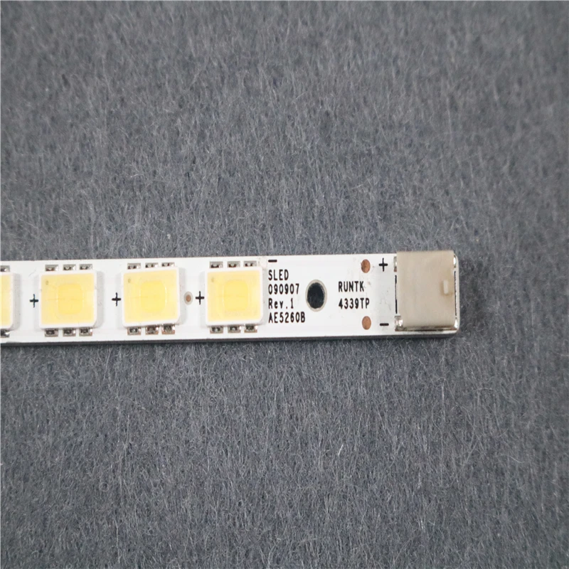 4piece/lot 455mm LED Backlight Lamp strip 43leds For Sharp RUNTK4335TP SLED090907 REV.1 AE4060B LK400D3LA8S 40 inch LCD Mon
4piece/lot 455mm LED Backlight Lamp strip 43leds For Sharp RUNTK4335TP SLED090907 REV.1 AE4060B LK400D3LA8S 40 inch LCD Mon