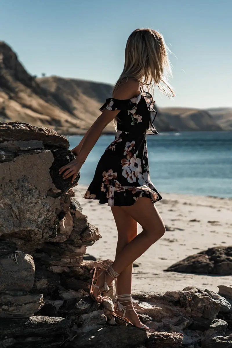 Women Boho Floral Chiffon Summer Party Evening Beach Short Mini Sundress Women Polyester Empire V-neck Sleeveless Dresses
Women Boho Floral Chiffon Summer Party Evening Beach Short Mini Sundress Women Polyester Empire V-neck Sleeveless Dresses