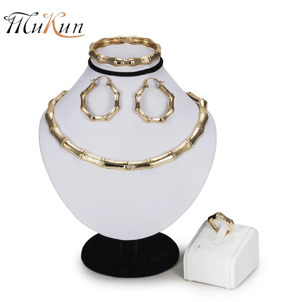 MUKUN 2018 Dubai Gold Jewelry Set african beads jewelry set Nigeria Lady Necklace Ring Earrings brand Bride Wedding Jewelry Set
MUKUN 2018 Dubai Gold Jewelry Set african beads jewelry set Nigeria Lady Necklace Ring Earrings brand Bride Wedding Jewelry Set