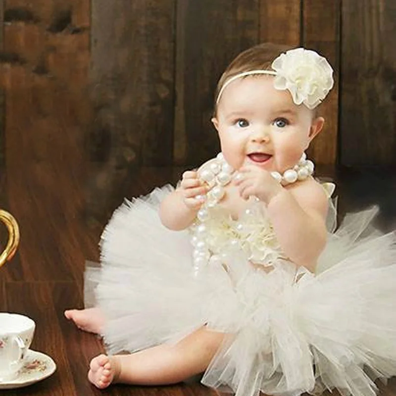 Baby Tutus Set Fancy Frills 3 Piece Set Includes Tutu Skirt Headband and Top Newborn Photo Props Birthday Tutu Set TS068
Baby Tutus Set Fancy Frills 3 Piece Set Includes Tutu Skirt Headband and Top Newborn Photo Props Birthday Tutu Set TS068