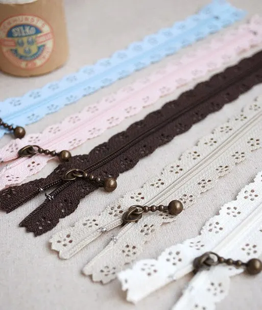 Lucia Crafts 20cm Nylon Coil Beautiful Lace Zippers for DIY bag Tailor Sewer Craft Retail 5peces
Lucia Crafts 20cm Nylon Coil Beautiful Lace Zippers for DIY bag Tailor Sewer Craft Retail 5peces