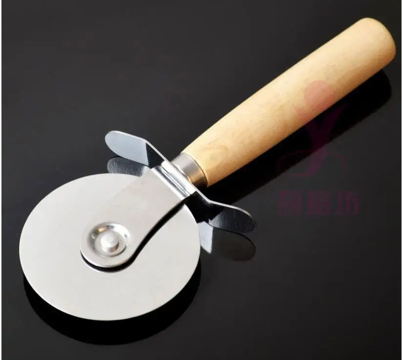 wholesale 200pcs/lot Stainless Steel Pizza Cutter With Wooden Handle Pizza Knife Cutter Pastry Pasta Dough Crimper Round Hob
wholesale 200pcs/lot Stainless Steel Pizza Cutter With Wooden Handle Pizza Knife Cutter Pastry Pasta Dough Crimper Round Hob
