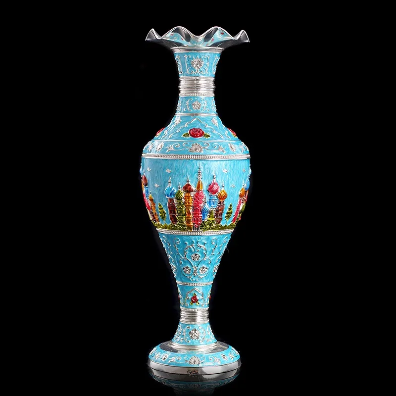 European Home Furnishing simple creative retro vase of modern living room metal handicraft flower Desktop decoration
European Home Furnishing simple creative retro vase of modern living room metal handicraft flower Desktop decoration