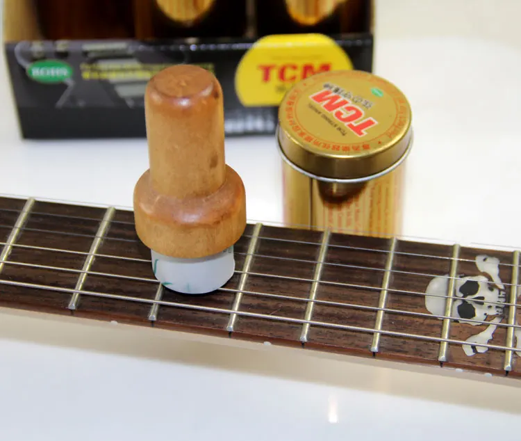 TCM String Angel Guitar String Cleaner, Perfect for All Stringed Instruments Guitar String Brush
TCM String Angel Guitar String Cleaner, Perfect for All Stringed Instruments Guitar String Brush