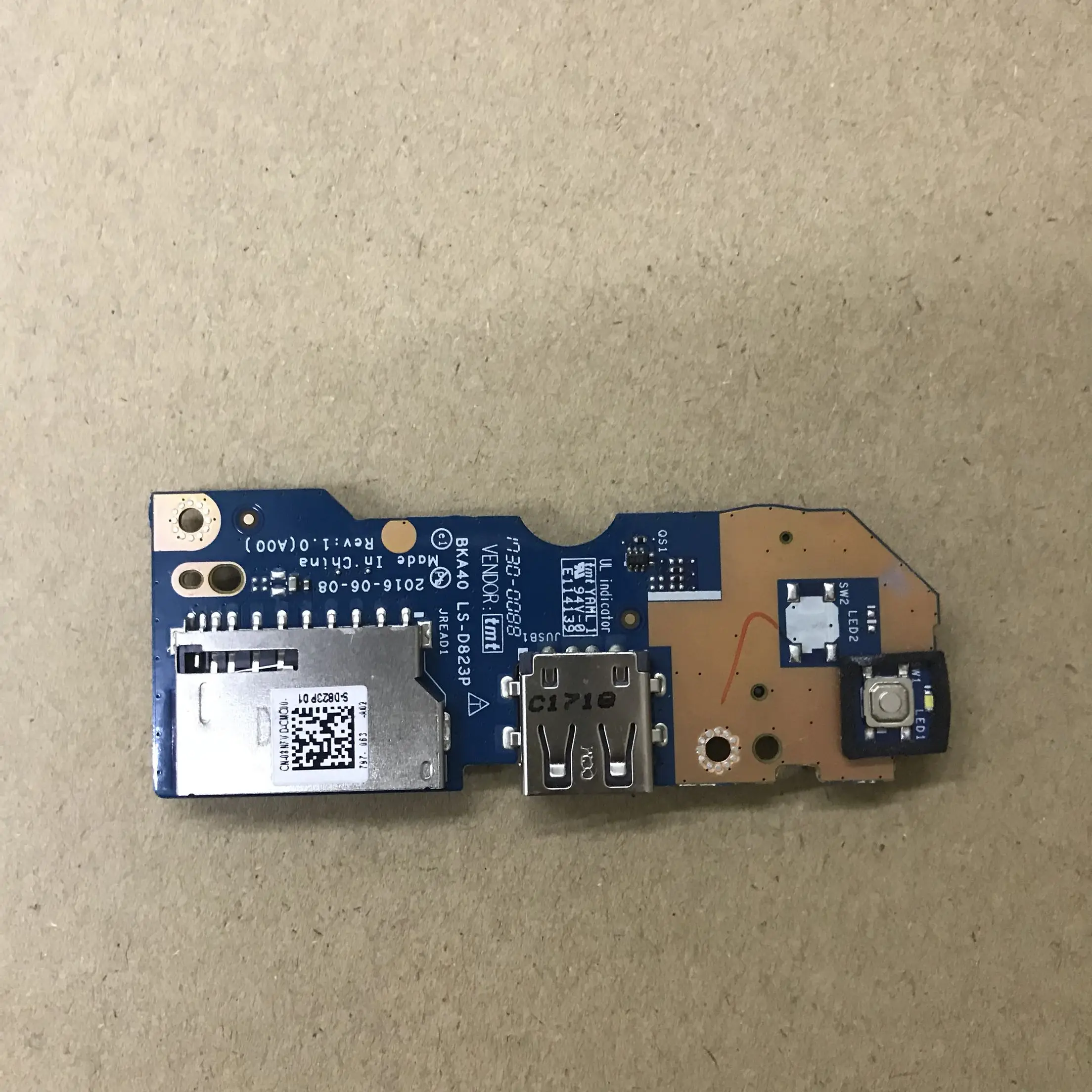 FOR DELL for Inspiron 15 7460 7560 Power Botton Board IO USB board 0857WR 857WR LS-D823P
FOR DELL for Inspiron 15 7460 7560 Power Botton Board IO USB board 0857WR 857WR LS-D823P
