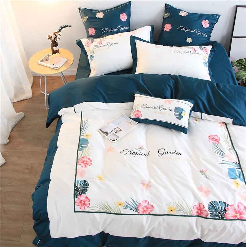 New Blue red Egyptian Cotton Luxury Embroidery Boho Bedding Sets Bed Sheet Queen King size 4pcs/7pcs Duvet Cover Sets
New Blue red Egyptian Cotton Luxury Embroidery Boho Bedding Sets Bed Sheet Queen King size 4pcs/7pcs Duvet Cover Sets