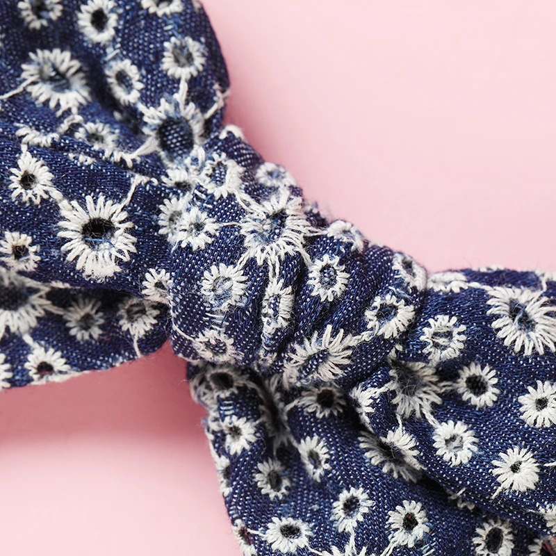 3pcs/lot 3colors Floral Handmade Newborn kids Bow Nylon Headbands Soft Nylon Headwear Nylon Elastic Head band
3pcs/lot 3colors Floral Handmade Newborn kids Bow Nylon Headbands Soft Nylon Headwear Nylon Elastic Head band