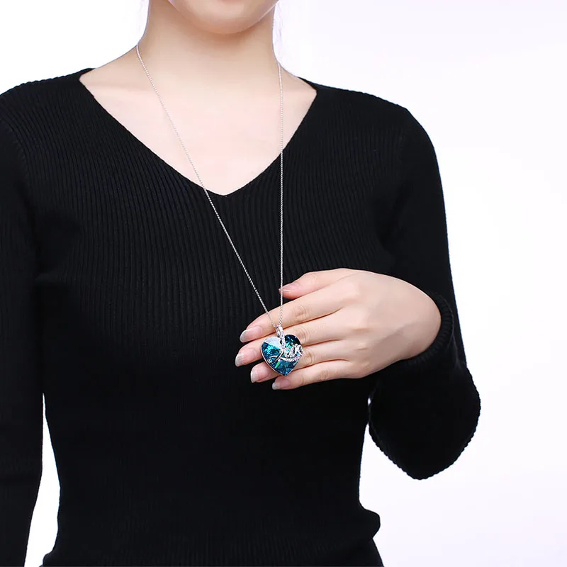 Luxury Embellished With Heart Crystals From Swarovski Pendant Necklace 925 Silver Long Chain LOVE Engagement Party Jewelry Gift
Luxury Embellished With Heart Crystals From Swarovski Pendant Necklace 925 Silver Long Chain LOVE Engagement Party Jewelry Gift