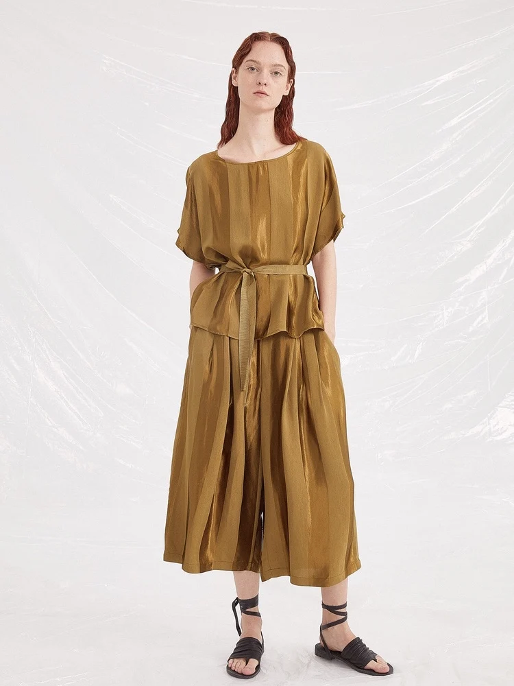 IRINAY174 2019 ss collection simple design striped t shirt and wide leg pants set women
IRINAY174 2019 ss collection simple design striped t shirt and wide leg pants set women
