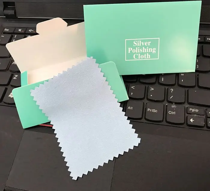 100pcs Silver Cleaning Polishing Cloth Package Wiping Carton Cardboard Individual Packing for Jewelry Suede Maintenanc
100pcs Silver Cleaning Polishing Cloth Package Wiping Carton Cardboard Individual Packing for Jewelry Suede Maintenanc