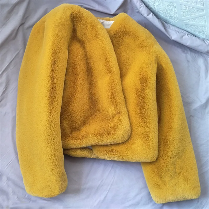 New Women Faux Rex Rabbit Fur Short fur Big Size Faux Fur Slim Female Fake Fur Lady Winter Coat Casual Party Jacket Coats WZ463
New Women Faux Rex Rabbit Fur Short fur Big Size Faux Fur Slim Female Fake Fur Lady Winter Coat Casual Party Jacket Coats WZ463