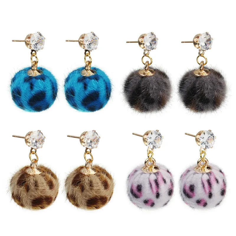 2021 New Leopard Hair Ball Earrings Plush Personality Wild Temperament Female Earrings Copper Inlaid Zircon Ear
2021 New Leopard Hair Ball Earrings Plush Personality Wild Temperament Female Earrings Copper Inlaid Zircon Ear