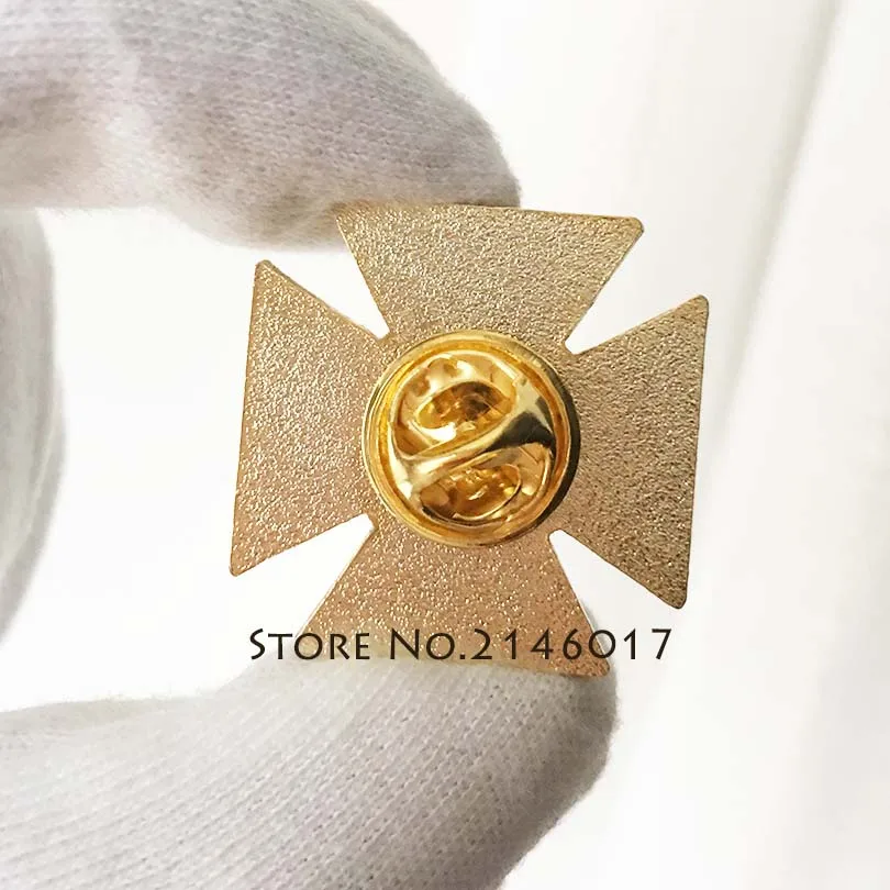 100pcs Freemasonry Custom Pin Badge Masonic Lapel Pin Free Masons Malta Cross Knights Templar Commandery Hard Enamel Brooch
100pcs Freemasonry Custom Pin Badge Masonic Lapel Pin Free Masons Malta Cross Knights Templar Commandery Hard Enamel Brooch