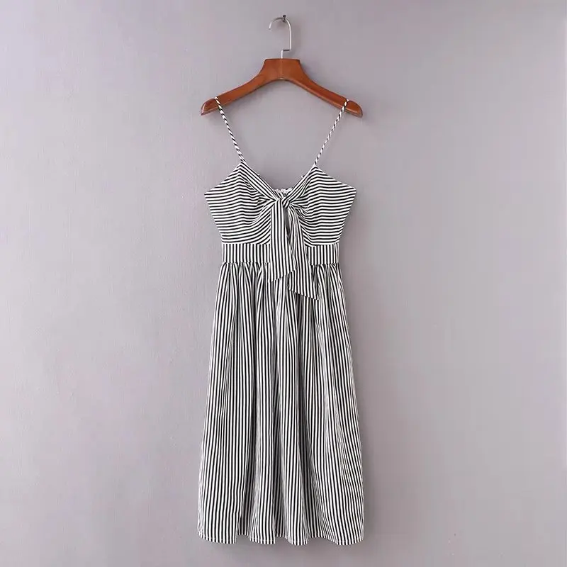 2018 fashion women bowknot decoration striped sling dress casual sexy slim dresses summer femme clothing vestidos D1717
2018 fashion women bowknot decoration striped sling dress casual sexy slim dresses summer femme clothing vestidos D1717
