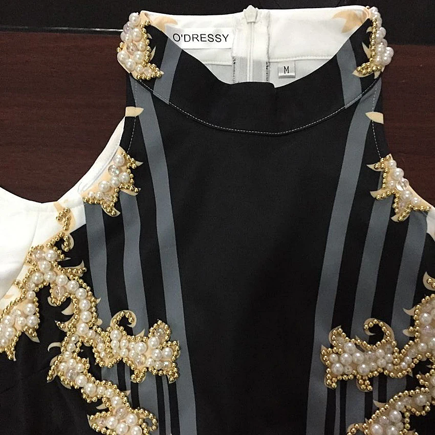 HIGH QUALITY Newest Fashion 2021 BAROCCO Runway Dress Women's Shoulder Exposure Luxury Handwork Pearl Beading Long Dress
HIGH QUALITY Newest Fashion 2021 BAROCCO Runway Dress Women's Shoulder Exposure Luxury Handwork Pearl Beading Long Dress