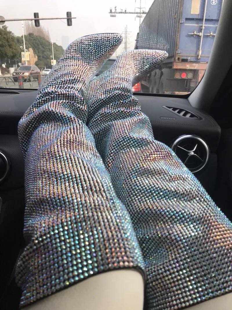 Women 2020 Winter Bling Bling Knee High Boots Diamonds Encrushed Hoof Heels Botas Slip on Tube Booties Fashion Runway Party
Women 2020 Winter Bling Bling Knee High Boots Diamonds Encrushed Hoof Heels Botas Slip on Tube Booties Fashion Runway Party