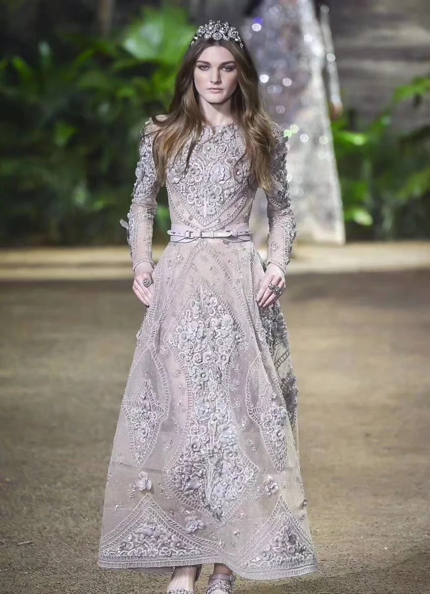 Vestidos verano 2018 loog dresses elegant evening dress female fashion embroidery long sleeve clothes prom women;s clothing
Vestidos verano 2018 loog dresses elegant evening dress female fashion embroidery long sleeve clothes prom women;s clothing
