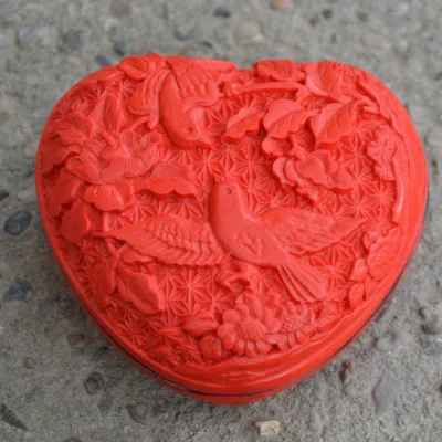 Exquisite Chinese Traditional Technology Red Lacquerware Beautiful Flower and Bird Auspicious Jewelry Box No.2
Exquisite Chinese Traditional Technology Red Lacquerware Beautiful Flower and Bird Auspicious Jewelry Box No.2