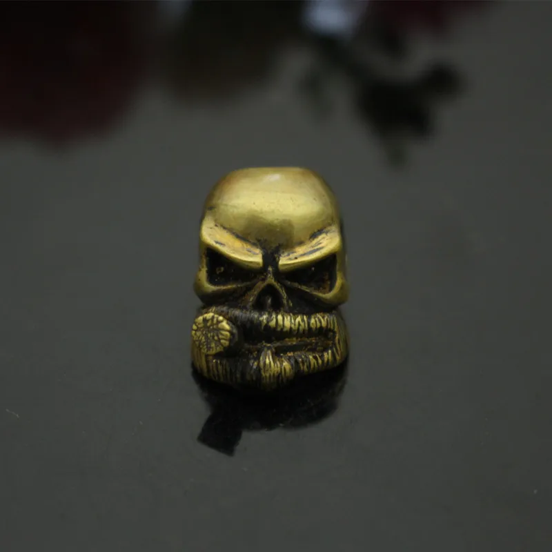 1PC Brass Smoking Old Man Knife Bead Lanyard Pendant Paracord Survival Bracelet Umbrella Rope DIY Decorative Accessories Pendant
1PC Brass Smoking Old Man Knife Bead Lanyard Pendant Paracord Survival Bracelet Umbrella Rope DIY Decorative Accessories Pendant