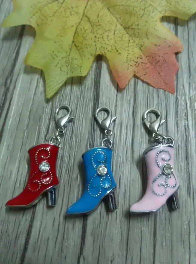 HOT !!! Tibetan silver Lobster Clasp Drop of oil Cowboy boots Charm Keychain&Necklace pendant Accessories DIY Jewelry 20pcs C220
HOT !!! Tibetan silver Lobster Clasp Drop of oil Cowboy boots Charm Keychain&Necklace pendant Accessories DIY Jewelry 20pcs C220