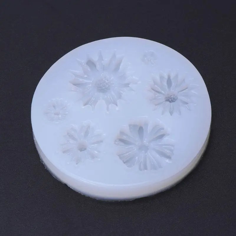 Silicone Mold DIY Jewelry Making Floral Flower Pendant Mirror Epoxy Resin Cake Decorations Handcraft Jewelry Tools & Equipments
Silicone Mold DIY Jewelry Making Floral Flower Pendant Mirror Epoxy Resin Cake Decorations Handcraft Jewelry Tools & Equipments