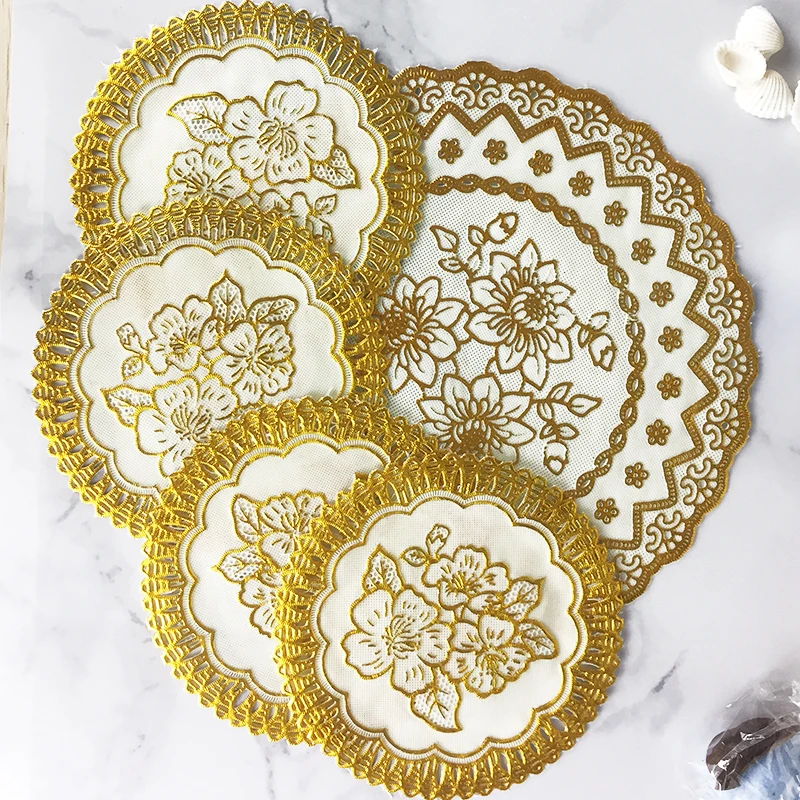 50pcs Western Food Coastee Anti-scalding Anti-skid Heat Insulation PVC Bronzing Cup Mat Pan Vase Basin Placemat Wedding Supplies
50pcs Western Food Coastee Anti-scalding Anti-skid Heat Insulation PVC Bronzing Cup Mat Pan Vase Basin Placemat Wedding Supplies