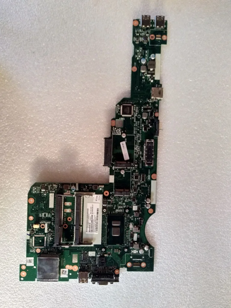 Para ThinkPad L560 i5-6200U Laptop motherboard FRU:01LV947 01LV943 01LV944 01AY818 00UR708 00UR182 00UR709 00UR181 100% test OK
Para ThinkPad L560 i5-6200U Laptop motherboard FRU:01LV947 01LV943 01LV944 01AY818 00UR708 00UR182 00UR709 00UR181 100% test OK