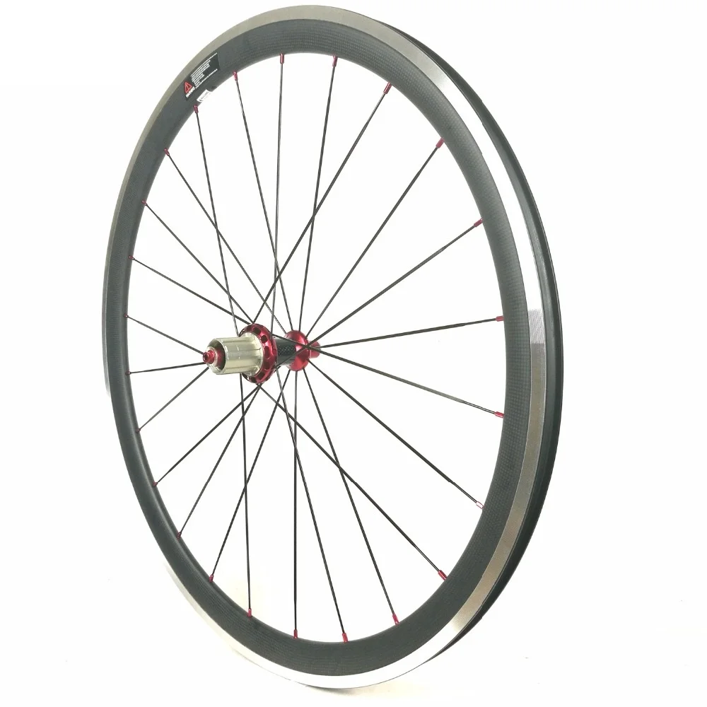 Carbon Clincher Wheels With Alloy Brake Edge Width 23MM Depth 60MM Carbon Road Bicycle Wheels
Carbon Clincher Wheels With Alloy Brake Edge Width 23MM Depth 60MM Carbon Road Bicycle Wheels