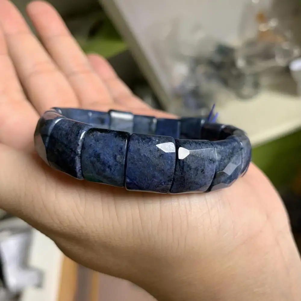 blue natural dumortierite stone beads bracelet natural gemstone jewelry bangle for woman for gift wholesale !
blue natural dumortierite stone beads bracelet natural gemstone jewelry bangle for woman for gift wholesale !