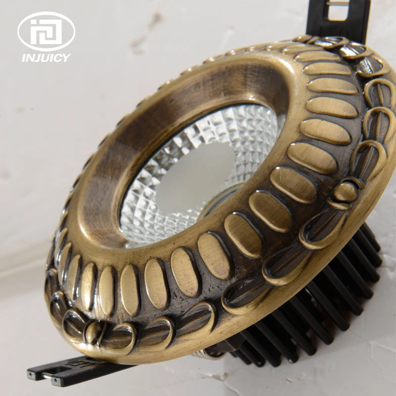 European Style Luxury Pure Copper 5W 7W 9W COB Downlight Smallpox Embedded Vintage Full Copper LED Spotlight Indoor Lighting
European Style Luxury Pure Copper 5W 7W 9W COB Downlight Smallpox Embedded Vintage Full Copper LED Spotlight Indoor Lighting