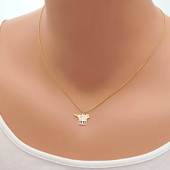 Fashion birds and bird cage pendant necklace golden pendant necklaces Combination necklace Animal type necklaces
Fashion birds and bird cage pendant necklace golden pendant necklaces Combination necklace Animal type necklaces