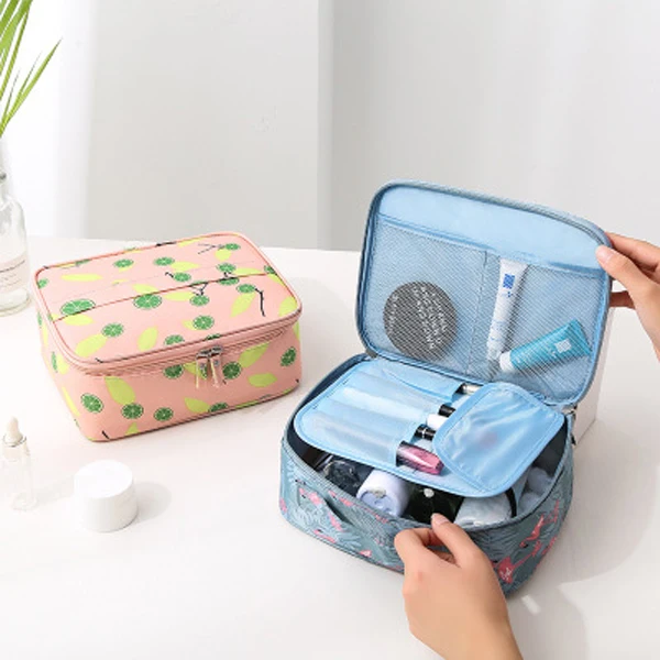Fashion ladies men and women makeup tissue bag cosmetic bag cosmetics portable outdoor travel set business storage bag
Fashion ladies men and women makeup tissue bag cosmetic bag cosmetics portable outdoor travel set business storage bag