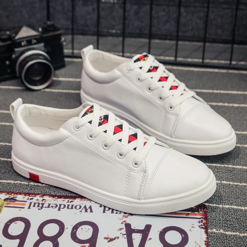 OLOME 2019 autumn and winter shoes men's casual Korean version of the shoes tide shoes wild shoes men
OLOME 2019 autumn and winter shoes men's casual Korean version of the shoes tide shoes wild shoes men