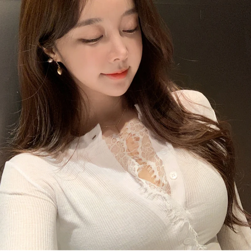 2019 New Women T-shirts Autumn Fashion Lace Patchwork Sexy Slim Tshirt Women's Clothing Long Sleeve Tops Korean Tee Shirt Femme
2019 New Women T-shirts Autumn Fashion Lace Patchwork Sexy Slim Tshirt Women's Clothing Long Sleeve Tops Korean Tee Shirt Femme
